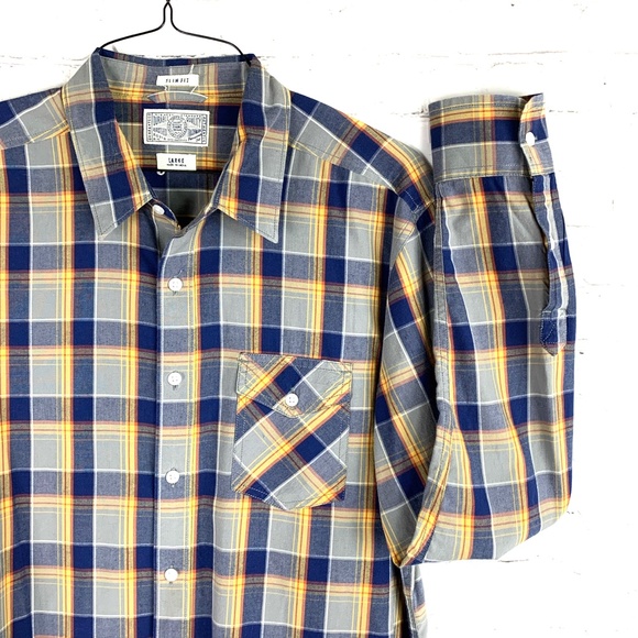 🚫SOLD! |•LUCKY☘️BRAND•| Slim Fit Button Down Shirt - Picture 10 of 14